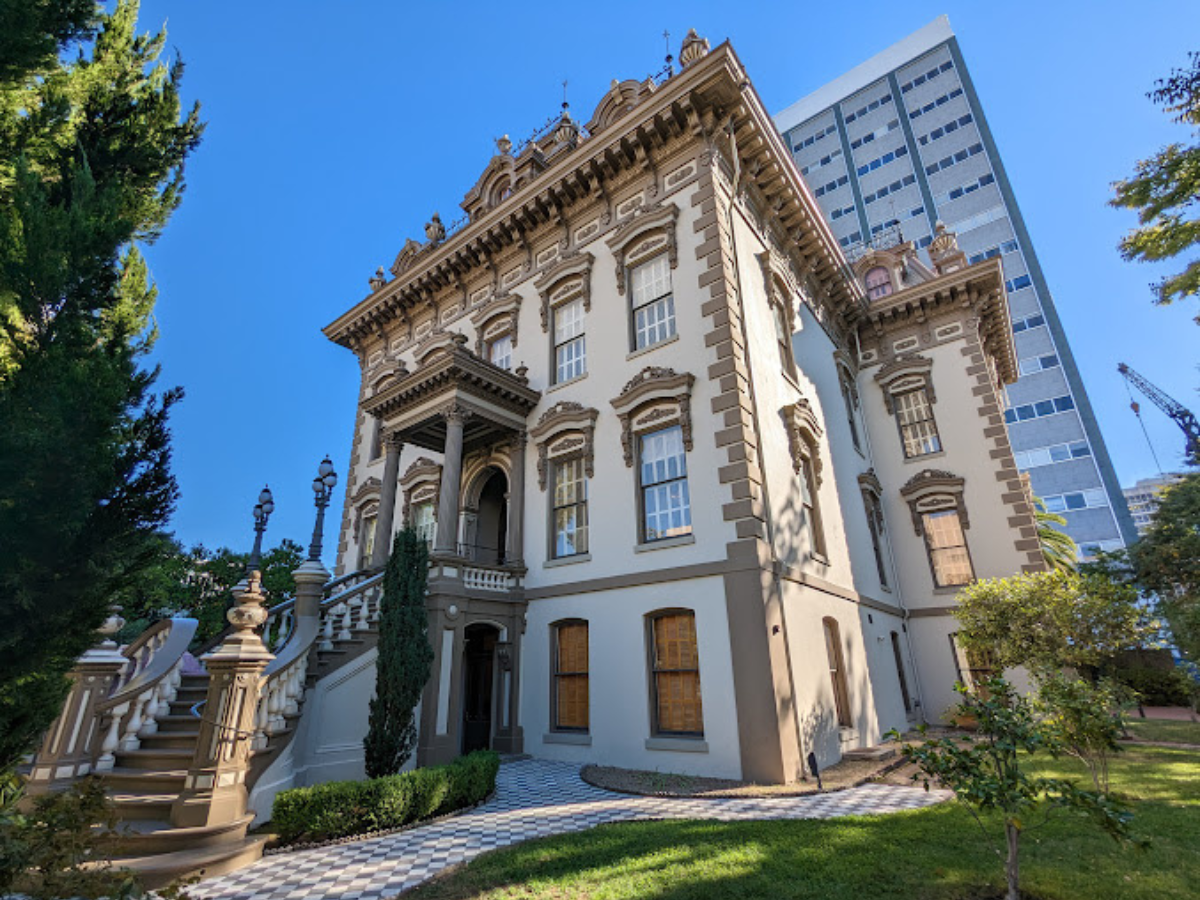 Leland Stanford Mansion