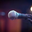 Microphone standing up